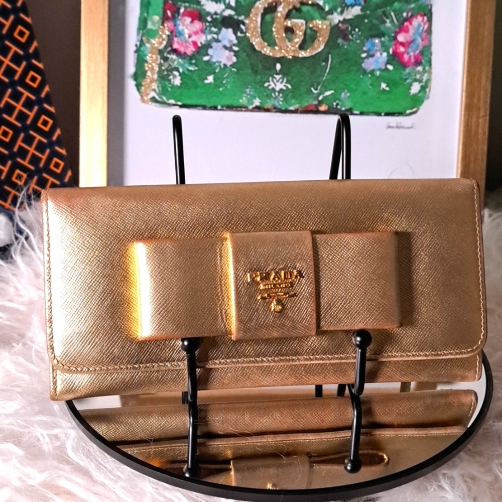 Prada Saffiano Fiocco Bow Wallet EUC